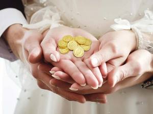 Las 13 arras en una boda catolica