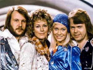 Las 10 mejores canciones de ABBA para cóctel